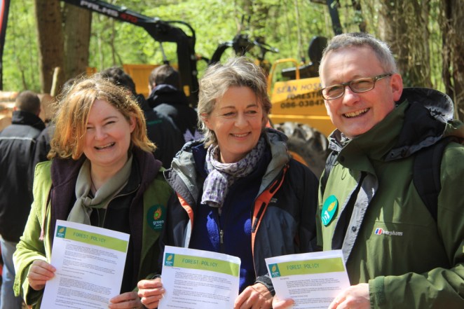 So delighted to launch policy with old friends, Jan Alexander - Crann founder and former Chair of ProSilva Ireland (key NGO on continuous European